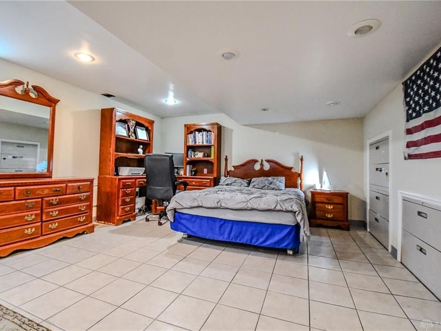 Property Image 76