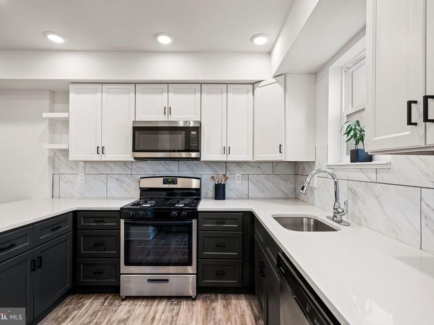 1752 Waterloo Street , Philadelphia, PA 19122 Main Photo