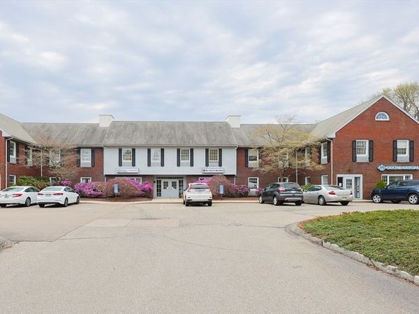 555 Pleasant St, Unit 106, Attleboro, MA 02703