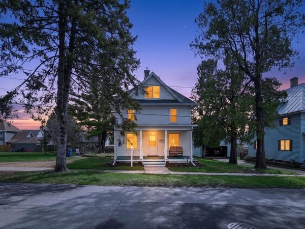 103 S 7th Street, Mount Horeb, WI 53572