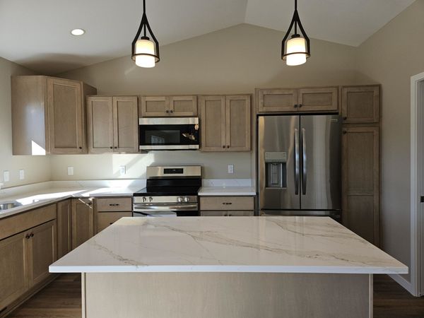 3765 Avery Lane, Janesville, WI 53546