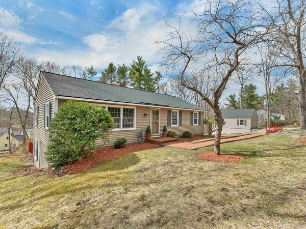 716 Exeter Road, Hampton, NH 03842