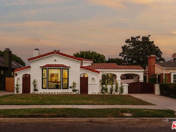 3936 Olmsted Avenue, Los Angeles, CA 90008