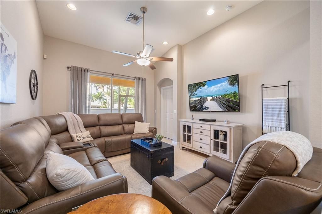 7900 Lake Sawgrass Loop, Unit 4612, Fort Myers, FL 33907 Photo