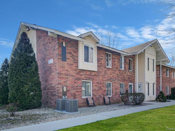 22 Kiowa Court , Unit 22, Coram, NY 11727