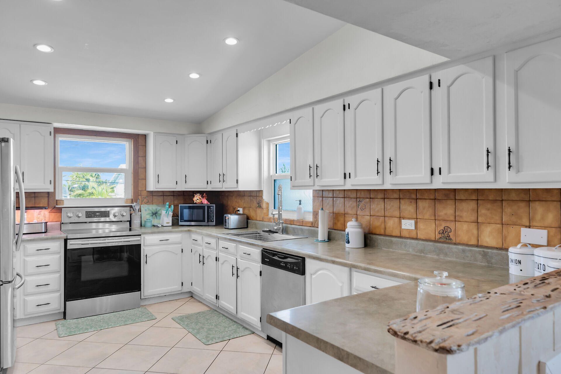 180 La Paloma Road, Key Largo, FL 33037 Photo