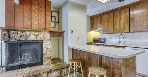 1410 Ski Run Boulevard, Unit 20, South Lake Tahoe, CA 96150 Photo