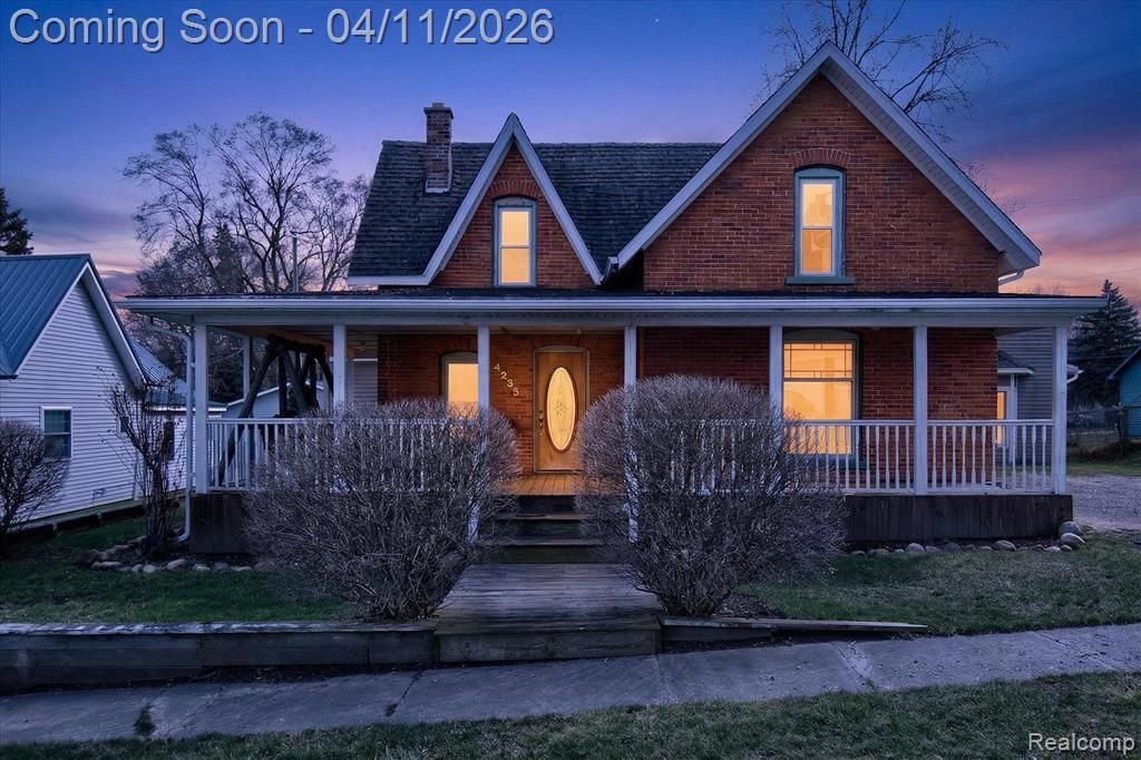 4235 Vine St Street, Brown City, MI 48416 Main Photo