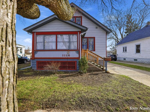 1116 Slayton Avenue, Grand Haven, MI 49417