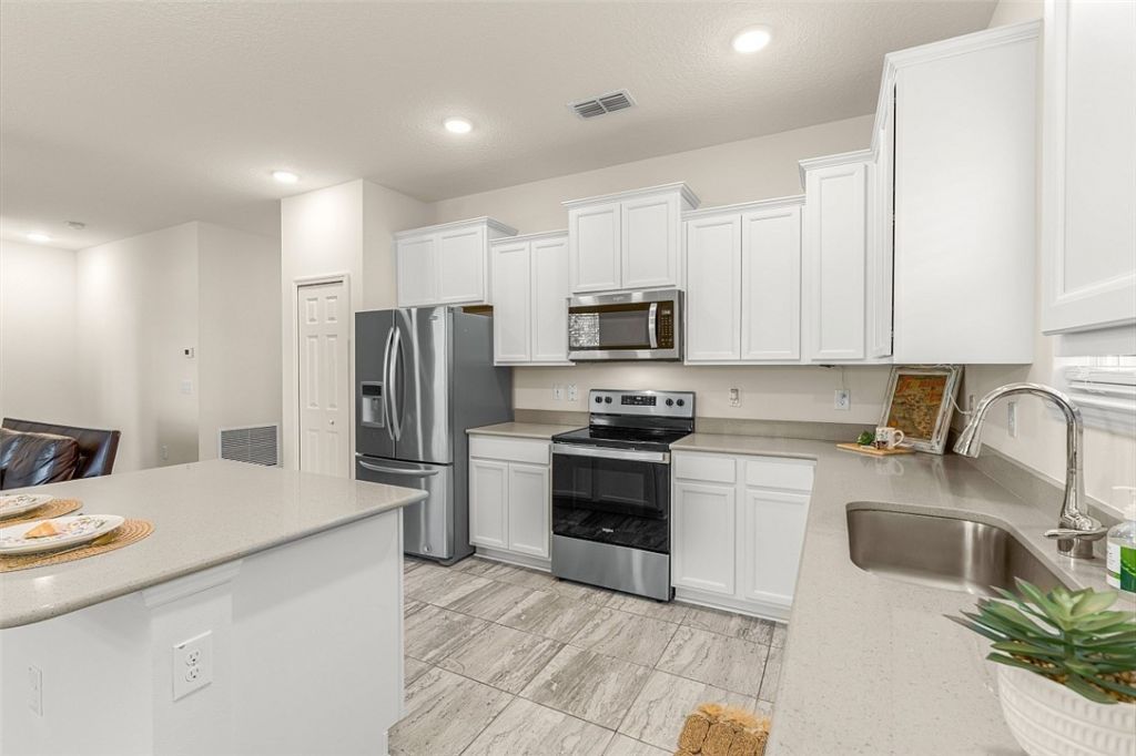 368 Sandcrest Circle, Sebastian, FL 32958 Photo