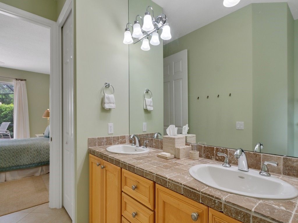 4180 E 16th Square, Vero Beach, FL 32967 Photo