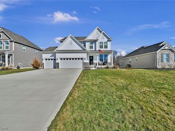 180 Country Meadow Lane , Wadsworth, OH 44281
