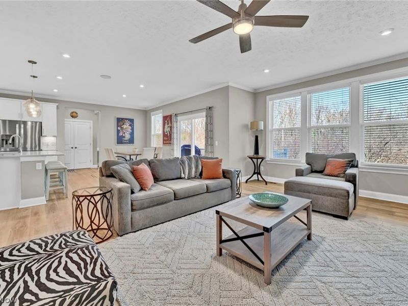 180 Country Meadow Lane , Wadsworth, OH 44281 Photo 14