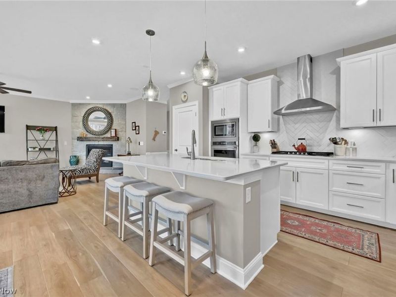 180 Country Meadow Lane , Wadsworth, OH 44281 Photo 16