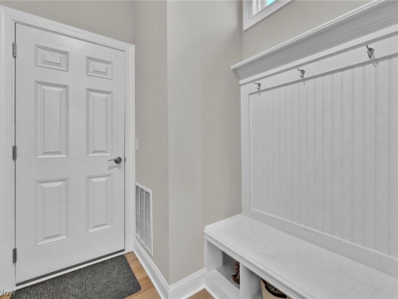 180 Country Meadow Lane , Wadsworth, OH 44281 Photo 23