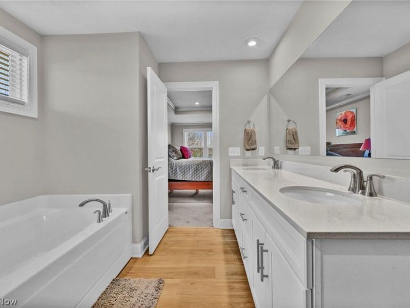 180 Country Meadow Lane , Wadsworth, OH 44281 Photo 41