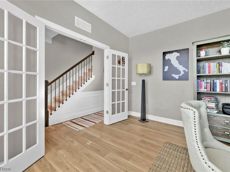 180 Country Meadow Lane, Wadsworth, OH 44281 Photo 8