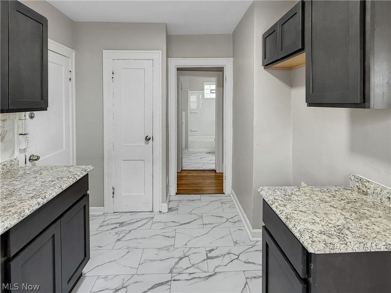 14012 Shaw Avenue , Cleveland, OH 44112 Photo 11