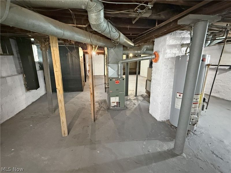 14012 Shaw Avenue , Cleveland, OH 44112 Photo 22