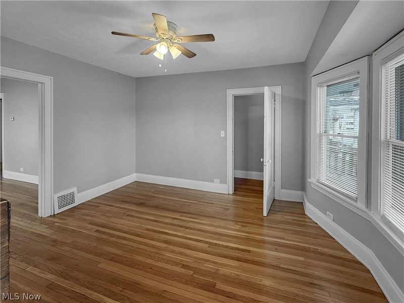 14012 Shaw Avenue , Cleveland, OH 44112 Photo 6