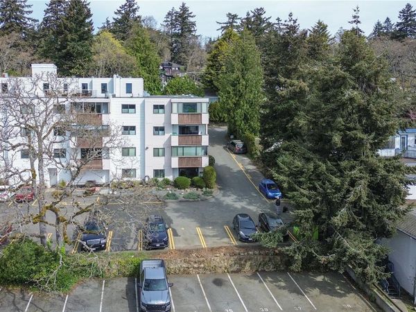 614 Fernhill Pl , Unit 404, Esquimalt, BC V9A 4Z1