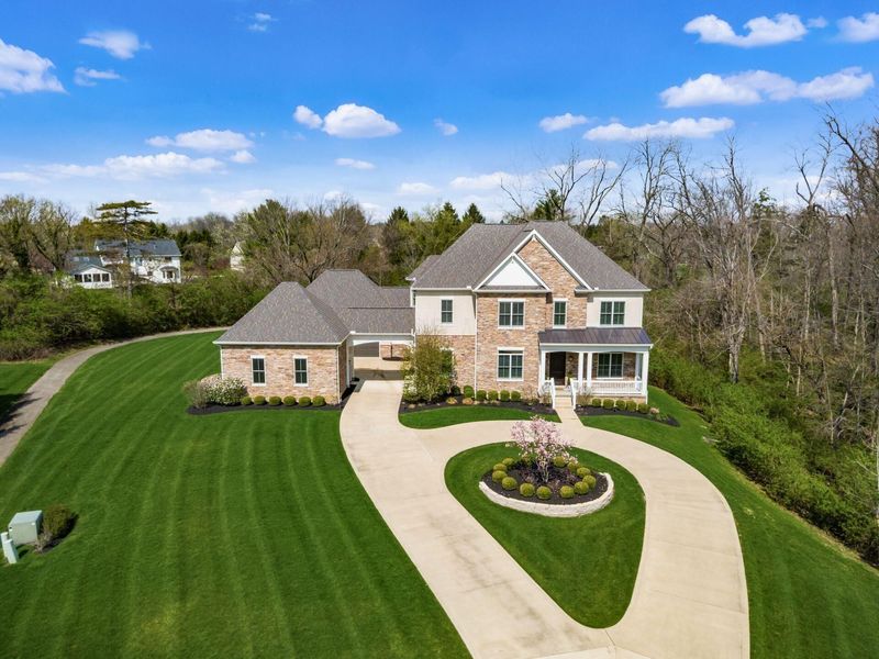 9472 Riverway Run, Powell, OH 43065 Photo 2