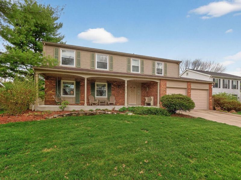 8433 Bridletree Way , Columbus, OH 43235 Photo 2