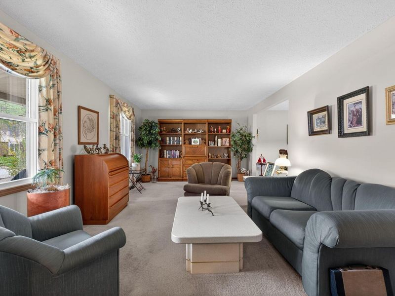 8433 Bridletree Way , Columbus, OH 43235 Photo 20