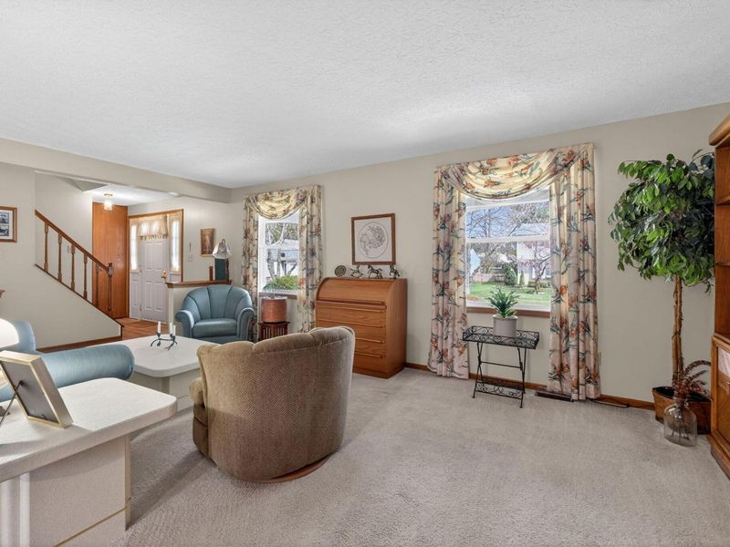 8433 Bridletree Way , Columbus, OH 43235 Photo 21