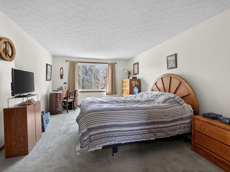 8433 Bridletree Way , Columbus, OH 43235 Photo 27