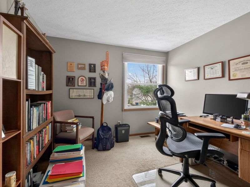 8433 Bridletree Way , Columbus, OH 43235 Photo 39