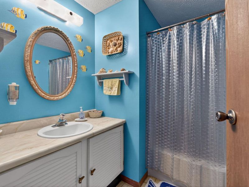 8433 Bridletree Way , Columbus, OH 43235 Photo 41