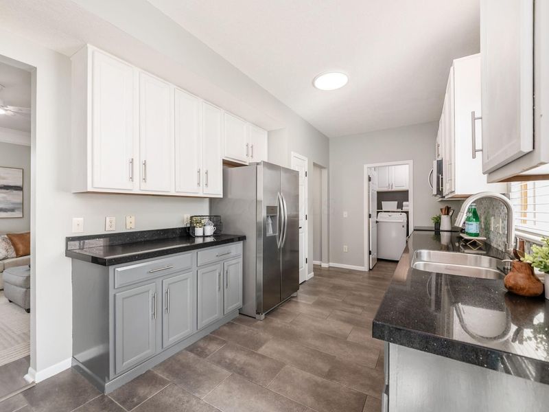 7241 Normanton Drive, New Albany, OH 43054 Photo 11