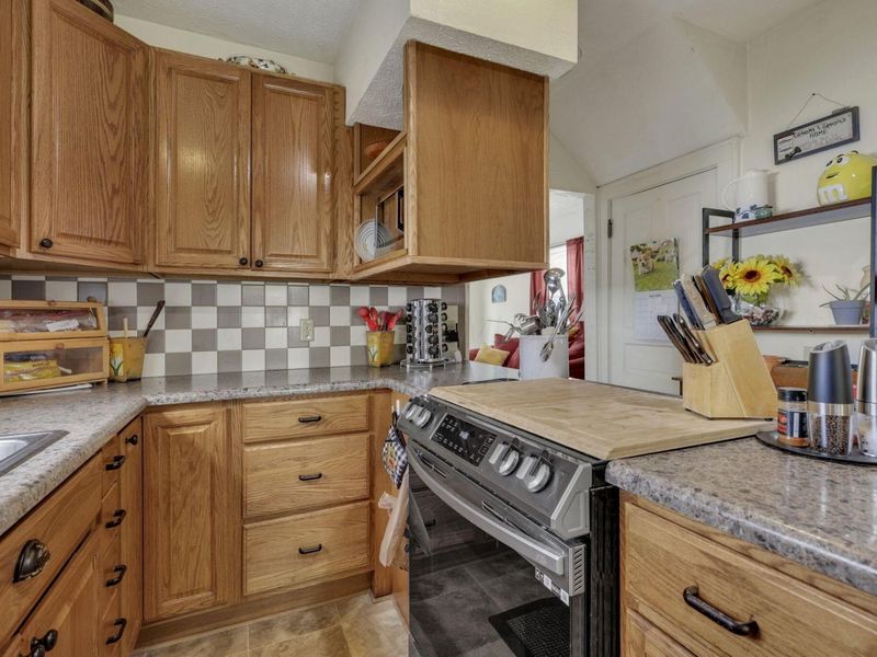 356 Lakeshore Drive W, Hebron, OH 43025 Photo 22