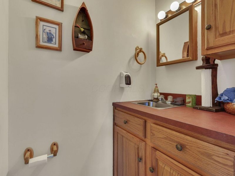 356 Lakeshore Drive W, Hebron, OH 43025 Photo 29