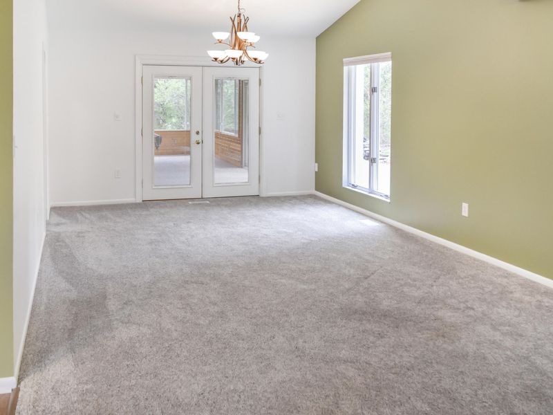 28 Rue Saint Clair Drive, Urbana, OH 43078 Photo 3