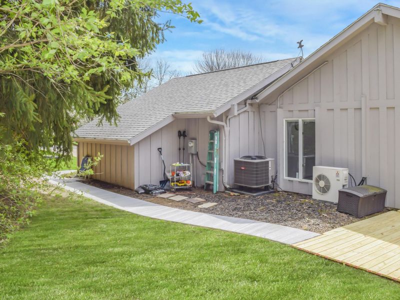 28 Rue Saint Clair Drive, Urbana, OH 43078 Photo 30