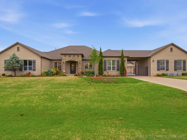 11407 E 133rd Street S, Broken Arrow, OK 74011