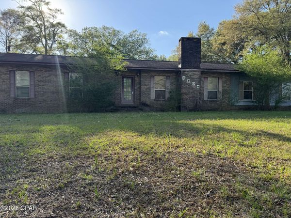 4509 Fowler Road , Graceville, FL 32440