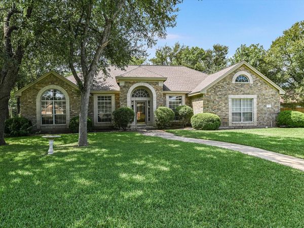 109 Stacey LN, Georgetown, TX 78628