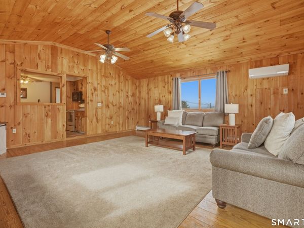 9 Morrison St , Unit 1, Vernon, CT 06066