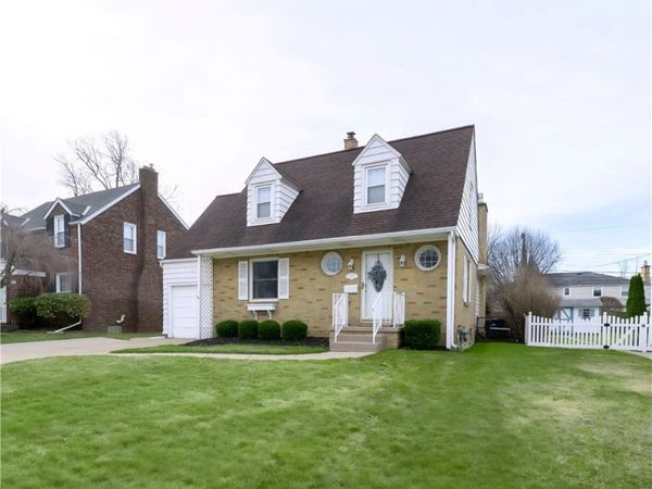 77 Colvinhurst Drive, Buffalo, NY 14223