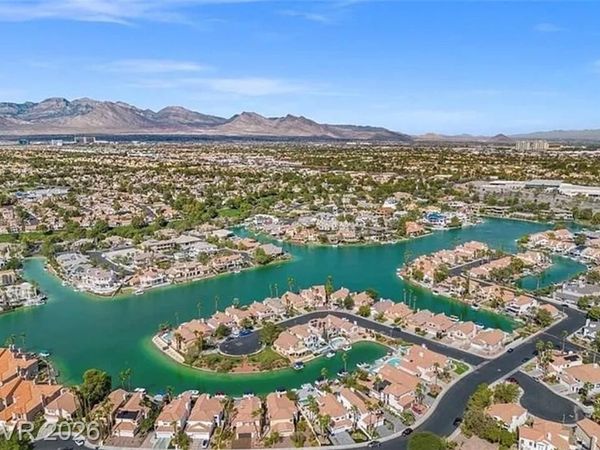 9537 Wooden Pier Way, Las Vegas, NV 89117