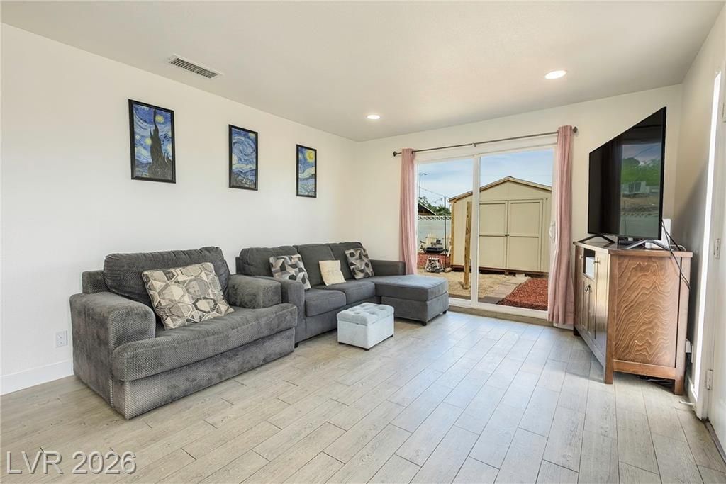 1100 Freeman Avenue, Las Vegas, NV 89106 Main Photo