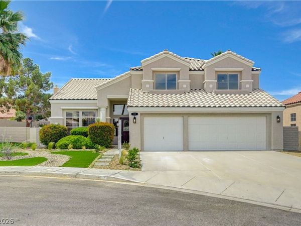 11 Cozy Glen Circle, Henderson, NV 89074