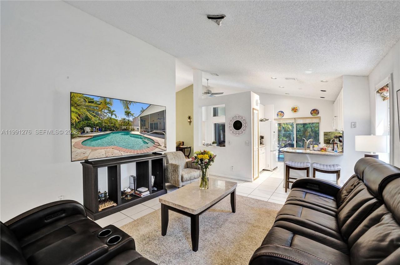 1080 Briar Ridge Rd, Weston, FL 33327 Photo