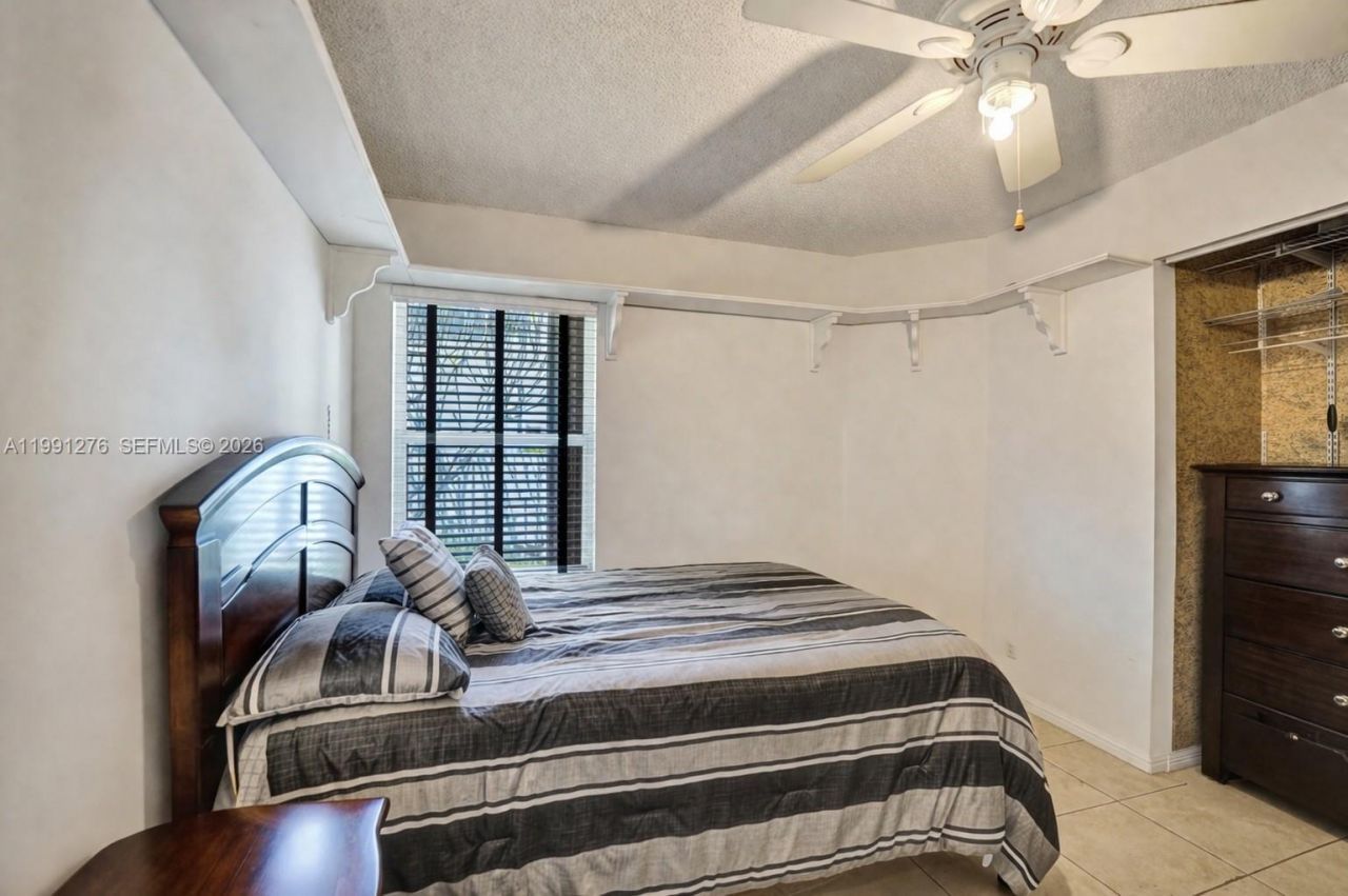 1080 Briar Ridge Rd, Weston, FL 33327 Photo