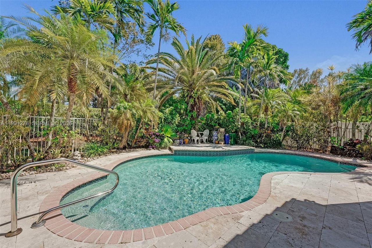 1080 Briar Ridge Rd, Weston, FL 33327 Photo