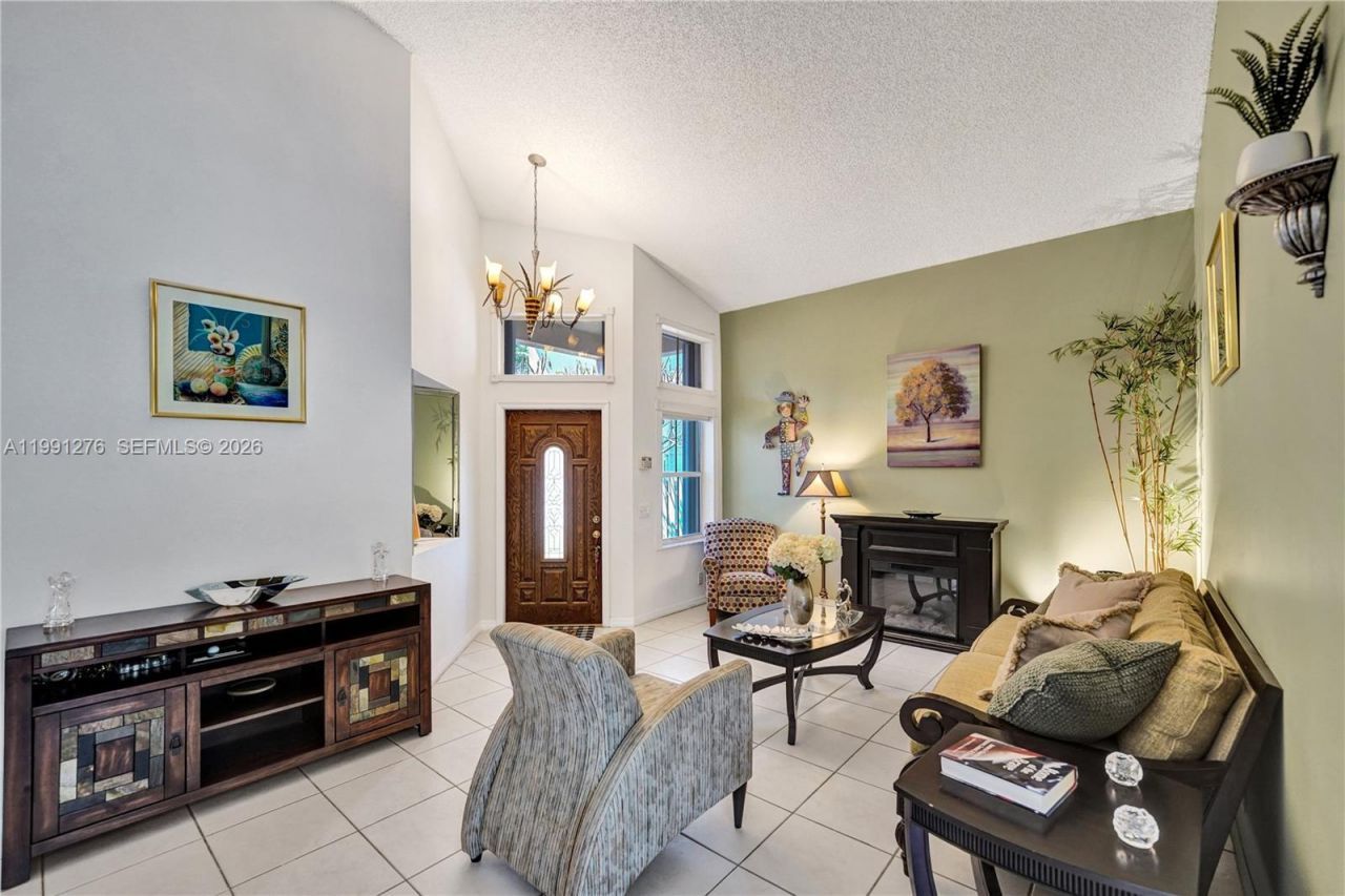 1080 Briar Ridge Rd, Weston, FL 33327 Photo