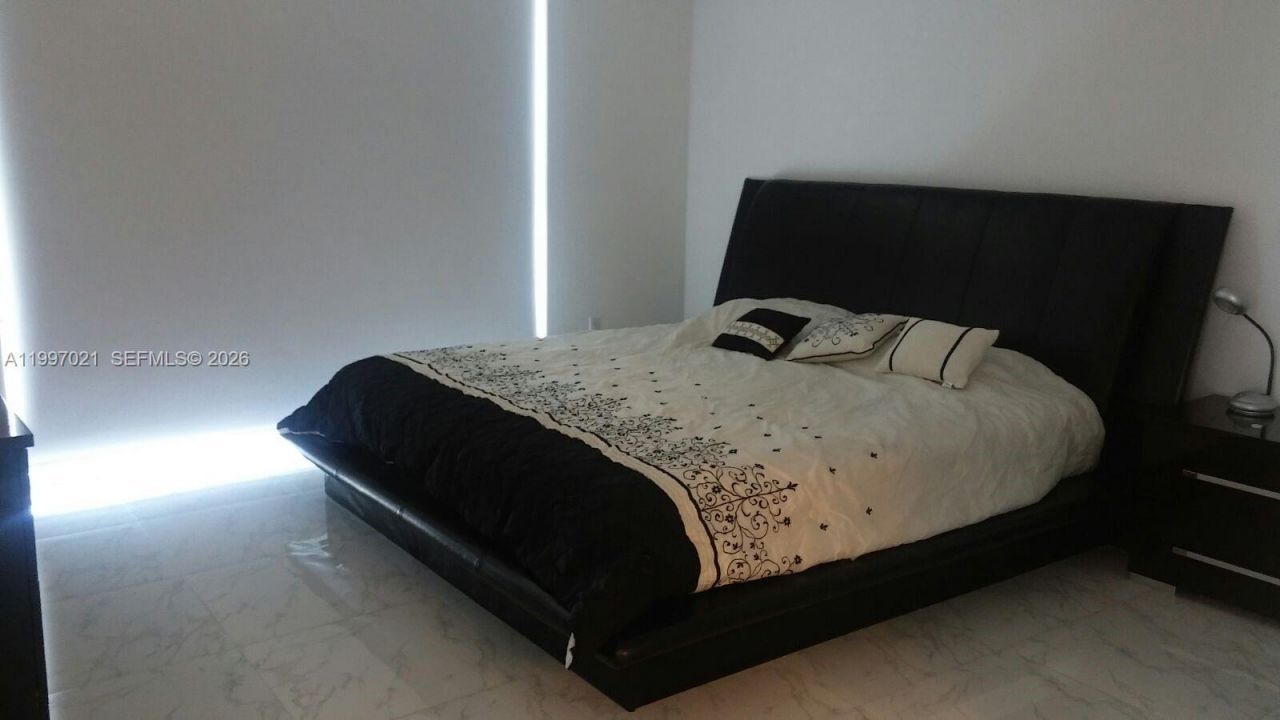 55 SE 6th St, Unit 2310, Miami, FL 33131 Photo